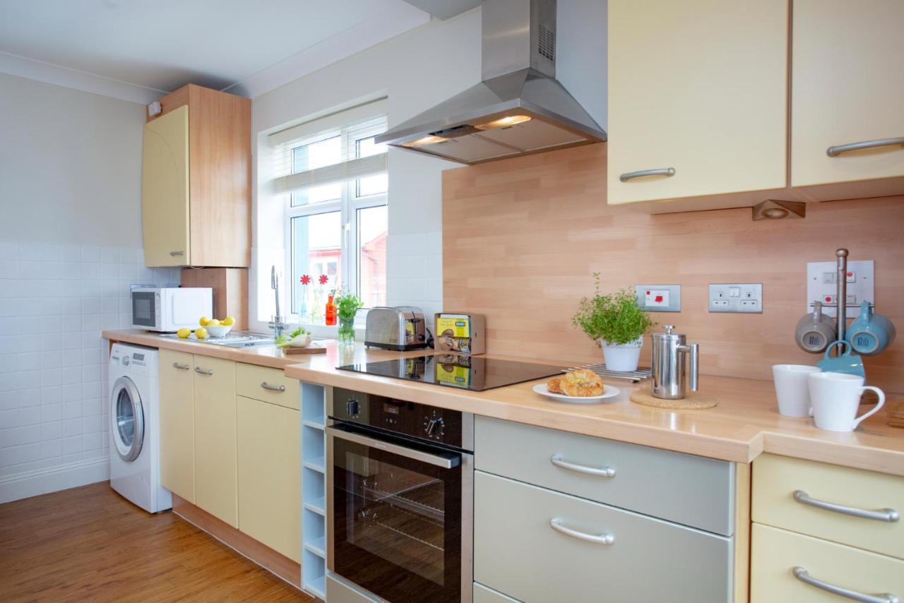 Beacon House Villa Ексмут Екстериор снимка